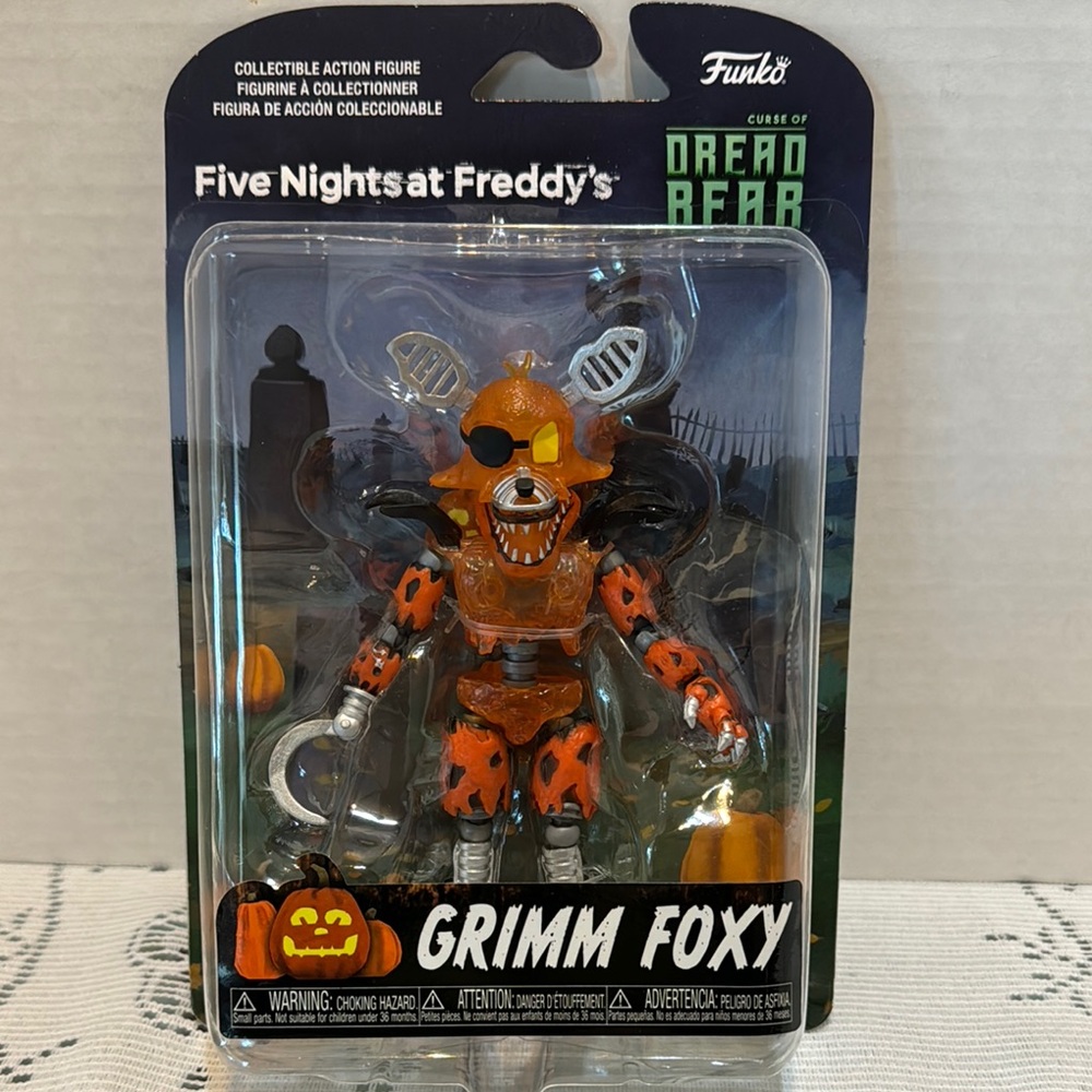 Five Nights at Freddy’s Grimm Foxy Figure Curse of Dread Bear